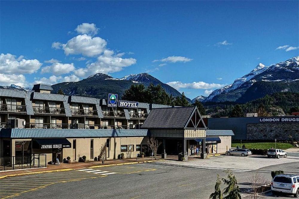 Sea To Sky Hotel And Conference Centre Squamish Extérieur photo